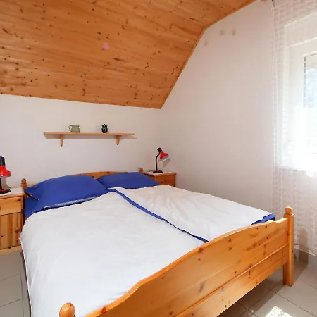 Holiday home Freesia By Interhome *