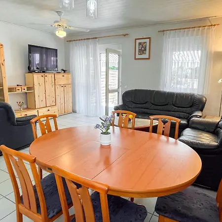 Freesia By Interhome بيت للعطل Fonyód