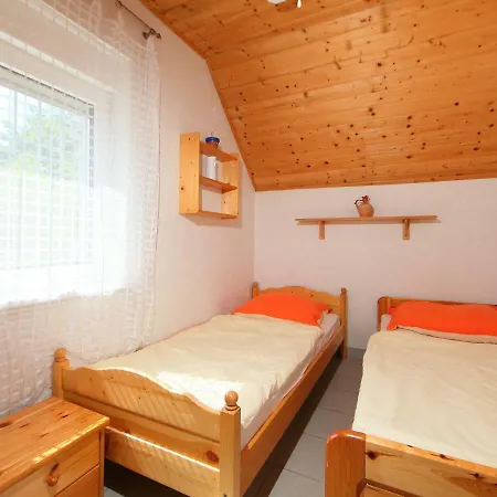 Holiday home Freesia By Interhome *