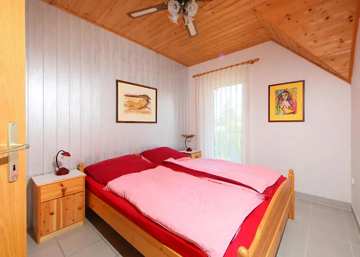 Freesia By Interhome