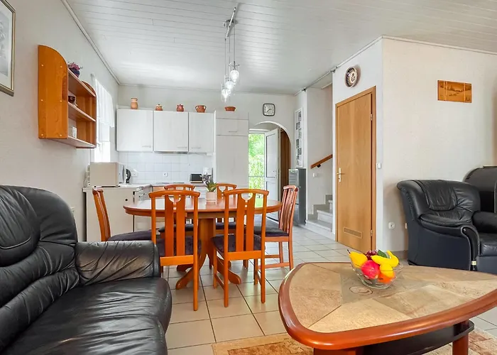 Freesia By Interhome בית נופש